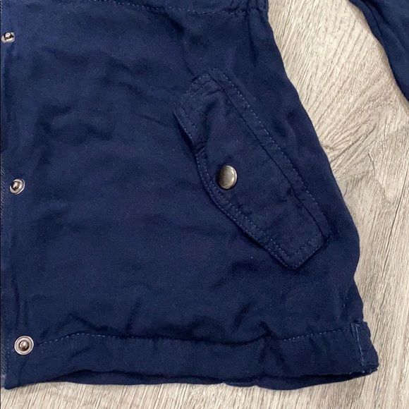 Lightweight Jacket - Picture 4 of 6